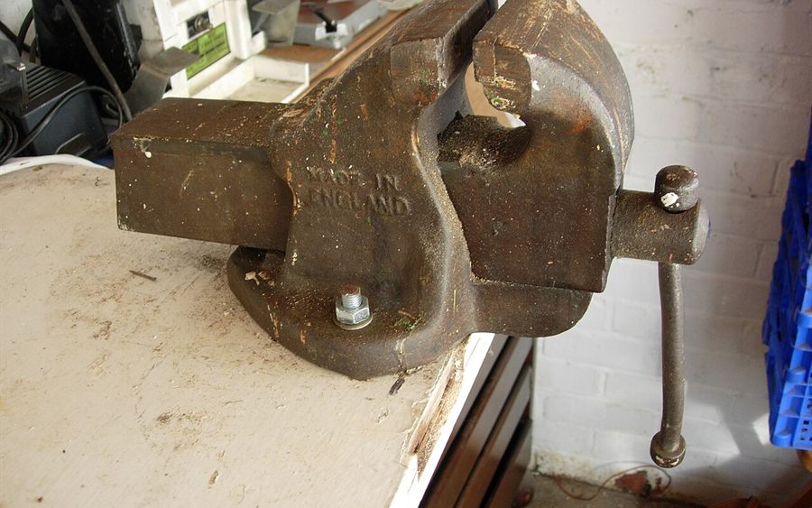 Bench vice, 125 mm